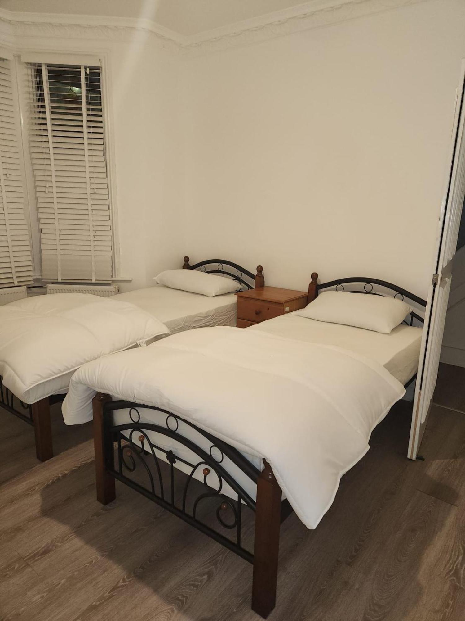 אילפורד The London En-Suite מראה חיצוני תמונה
