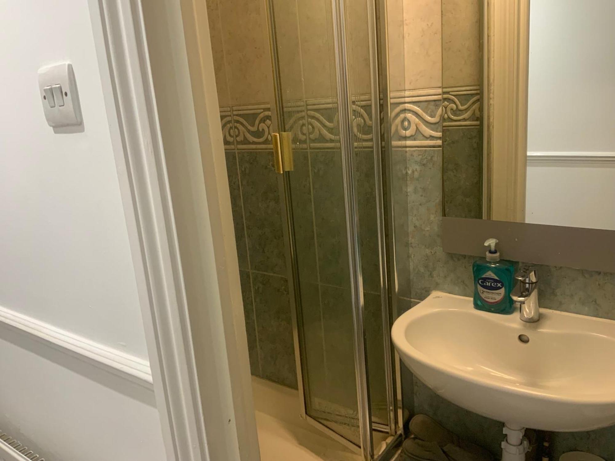 אילפורד The London En-Suite מראה חיצוני תמונה