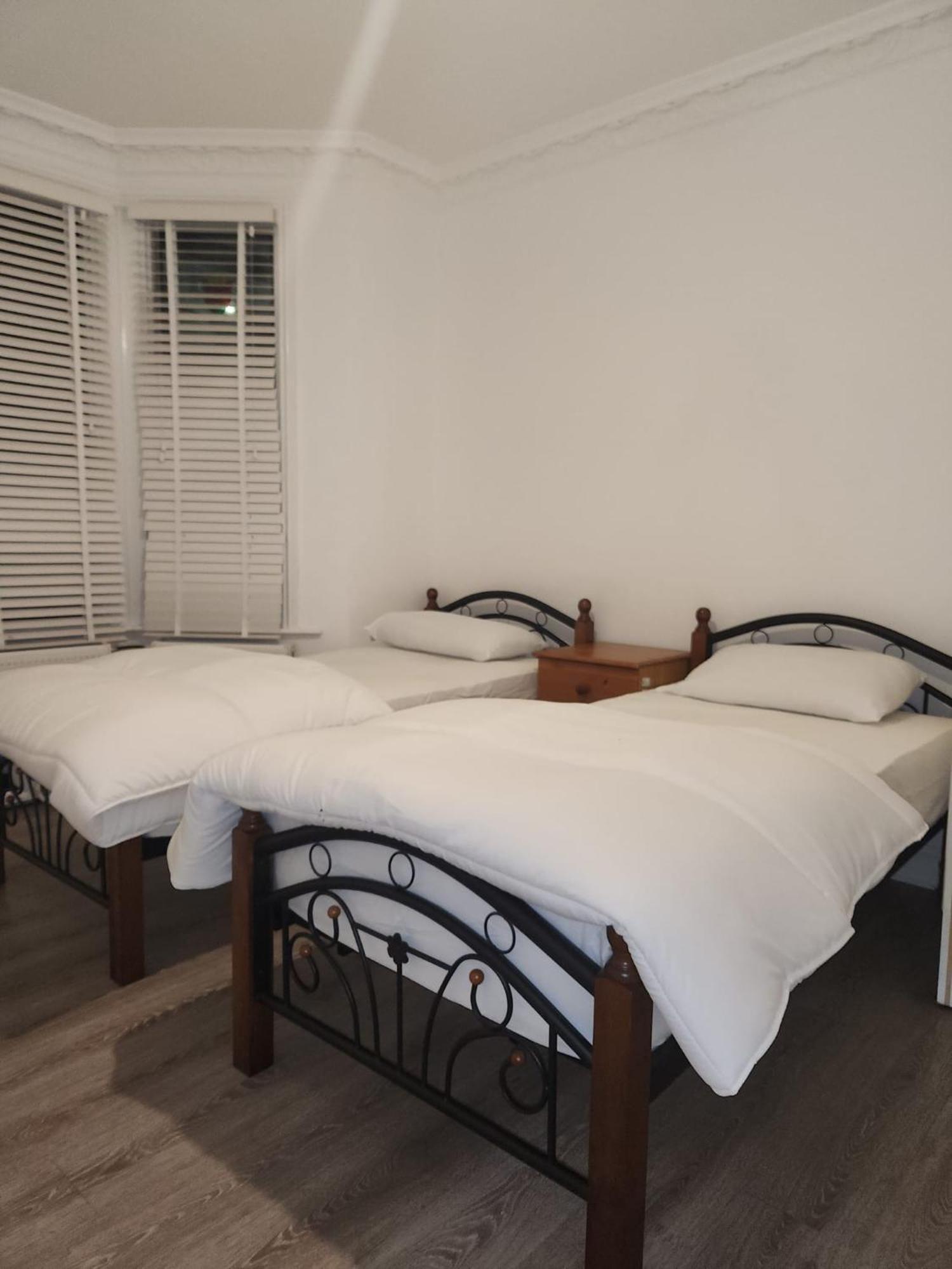 אילפורד The London En-Suite מראה חיצוני תמונה