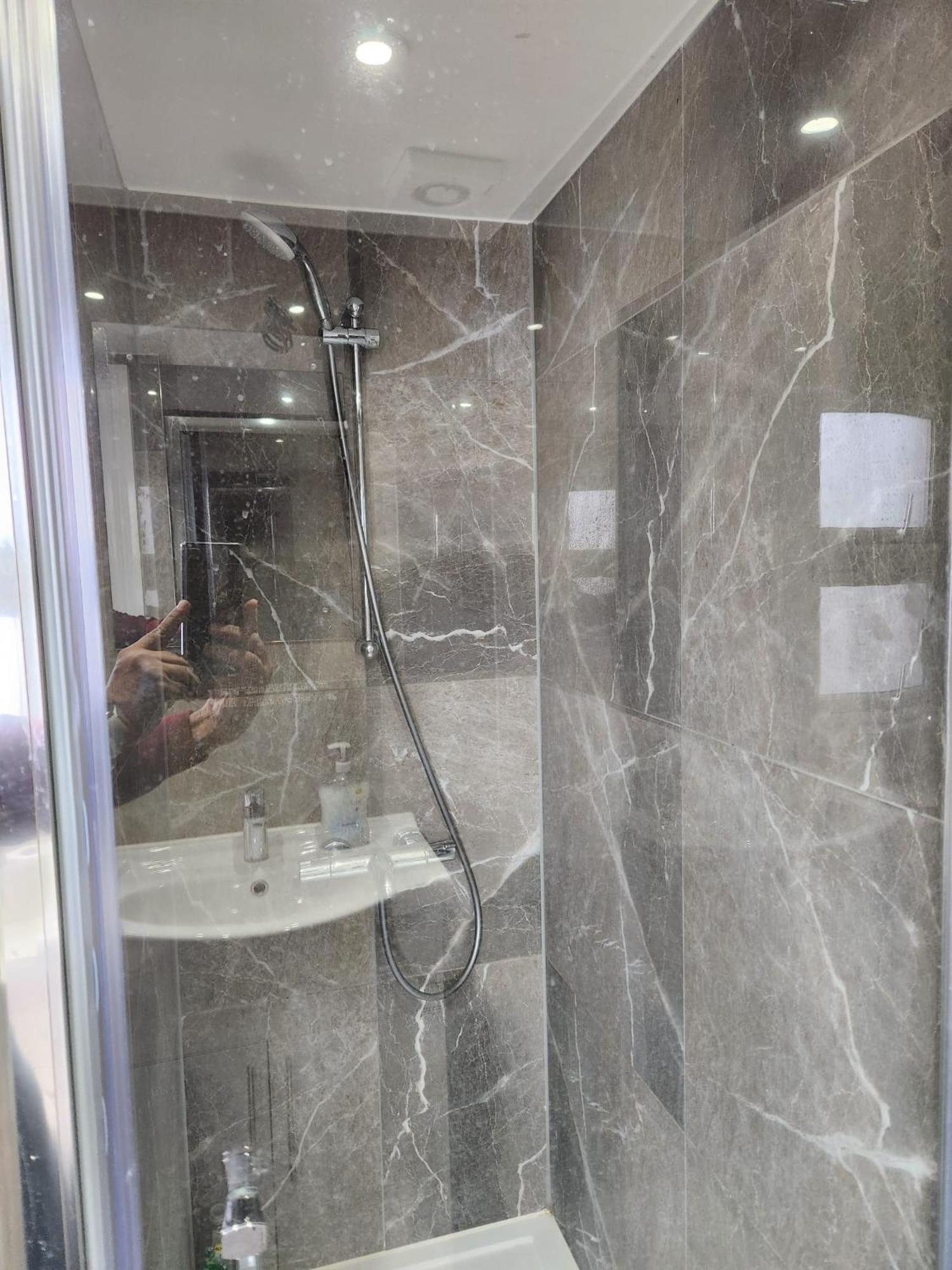 אילפורד The London En-Suite מראה חיצוני תמונה